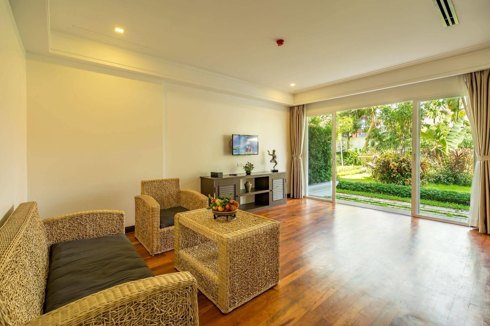 Malenne D'Angkor Residence Сиемрип Экстерьер фото